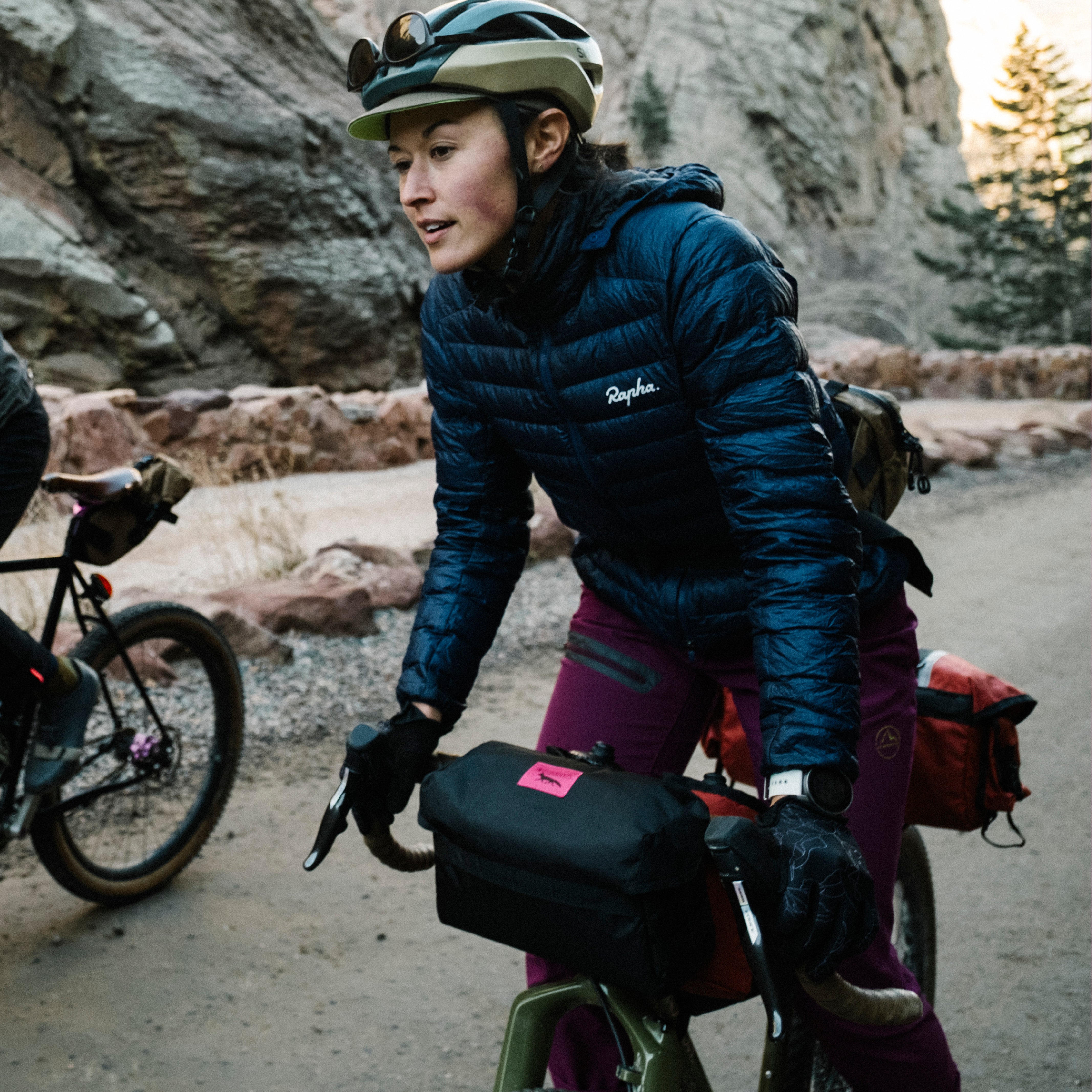 Capstone Handlebar Bag – Swift Industries