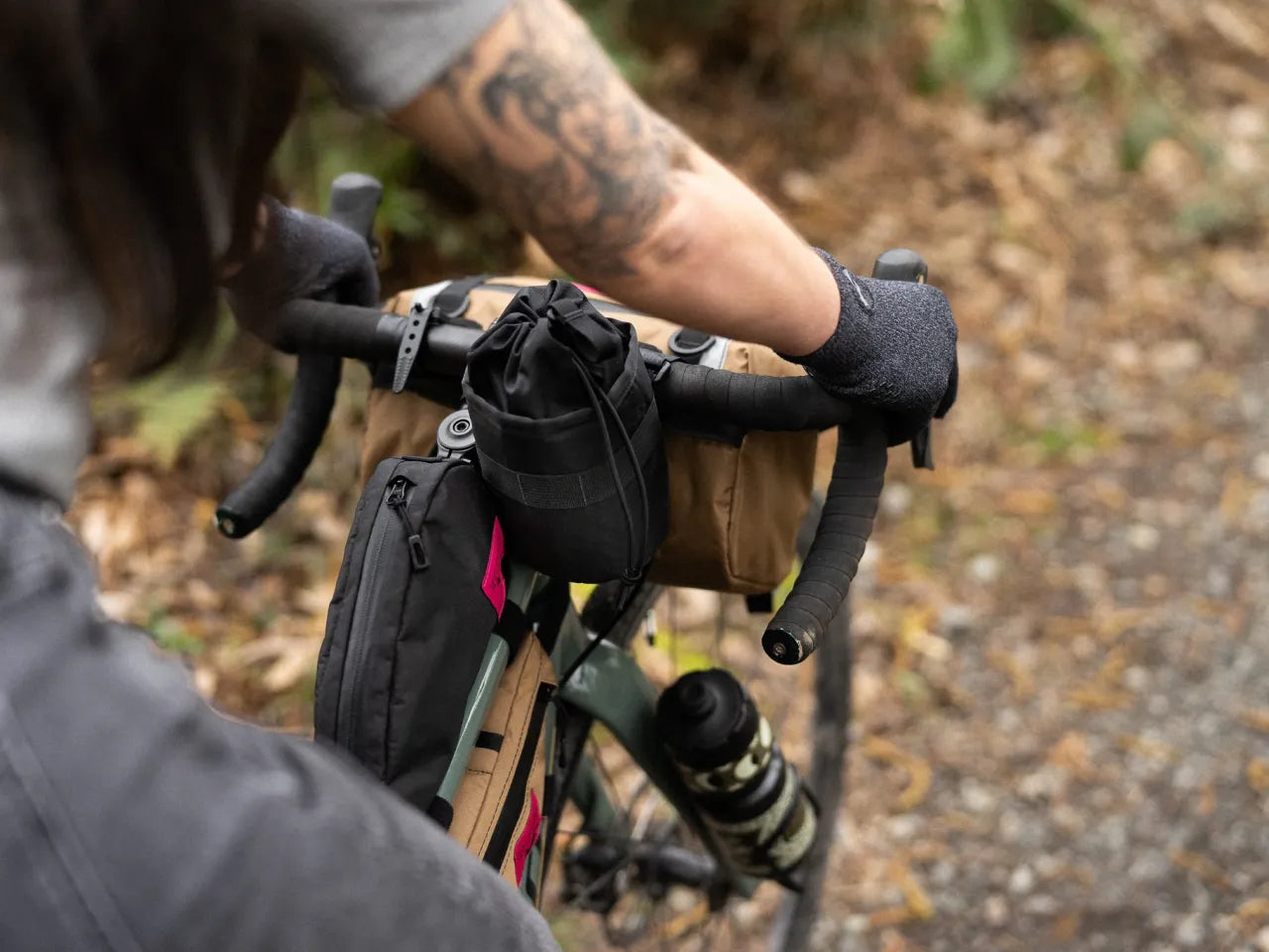 アクセサリー *SWIFT INDUSTRIES* sidekick pouch Sidekick Stem Pouch – Swift Industries