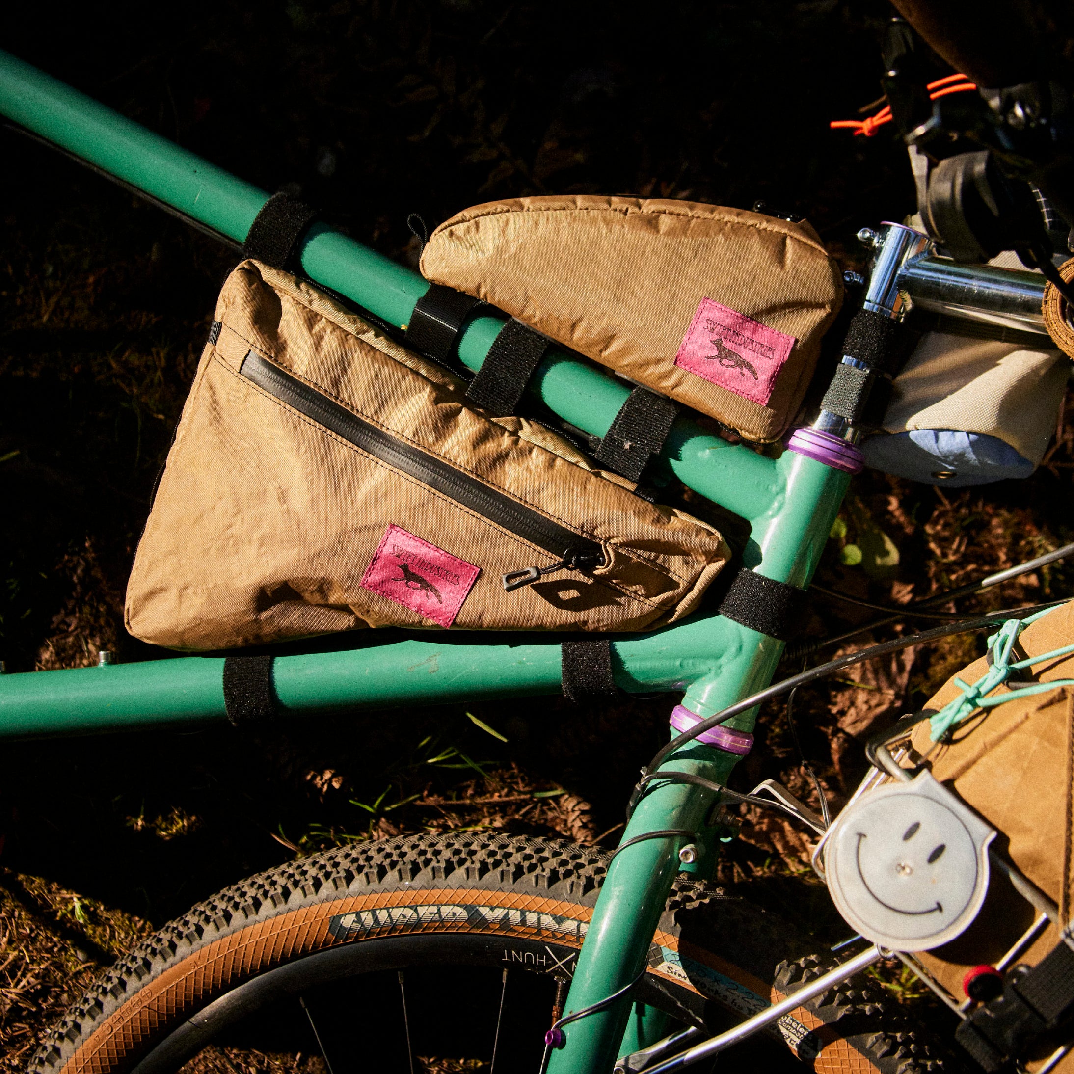 SWIFT INDUSTRIES frame bag Lサイズ Giddy Up Wedge Frame Bag – Swift Industries