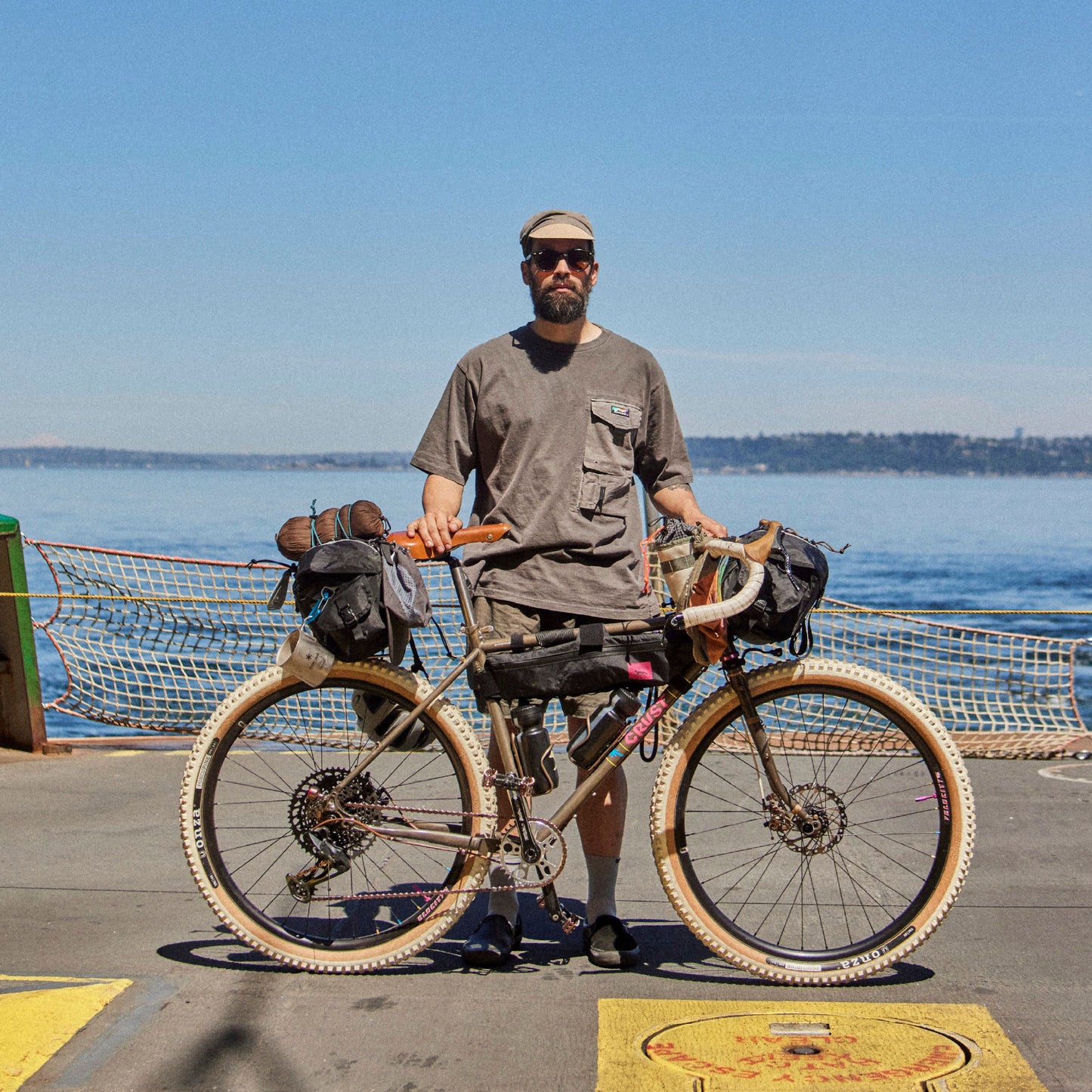 Hold Fast Half Frame Bag