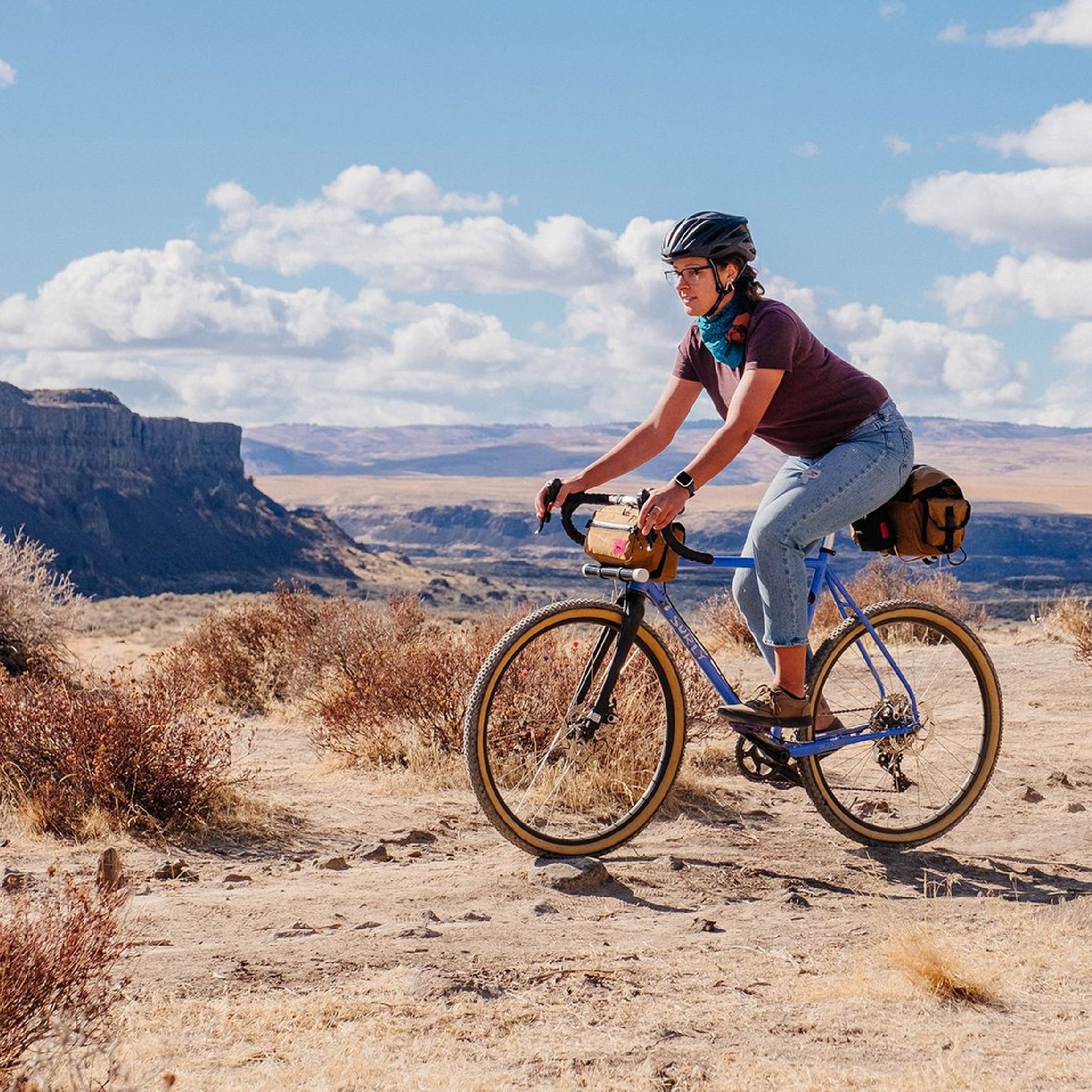 kestrel gravel bike Kestrel Handlebar Bag – Swift Industries