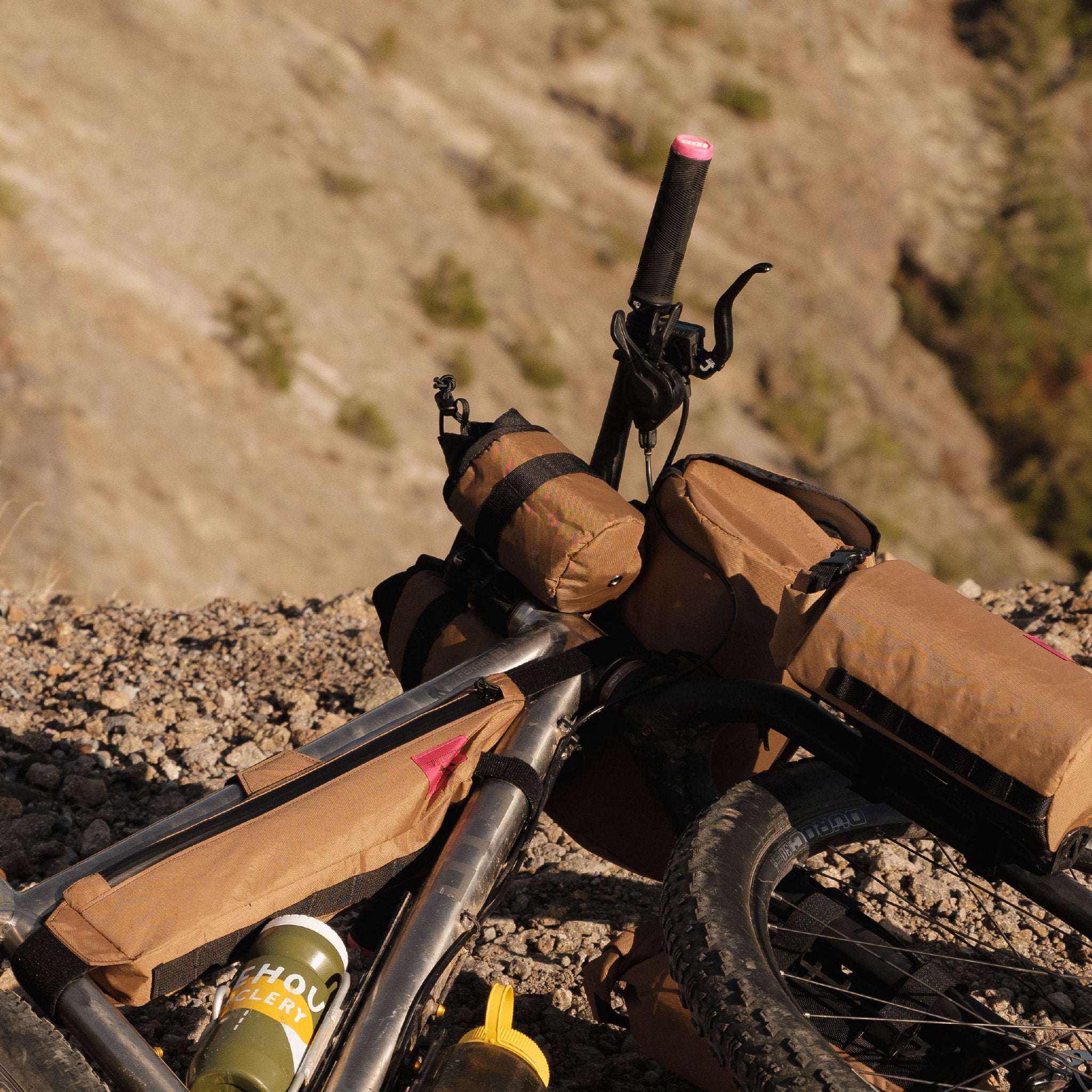 アクセサリー SWIFT INDUSTRIES sidekick pouch stem bag Sidekick Stem Pouch – Swift Industries